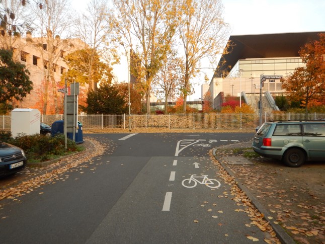 Einbahnstrasse